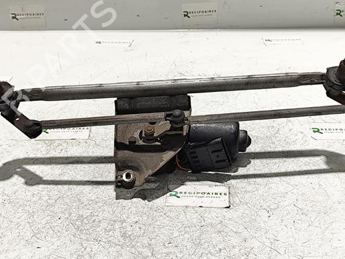 Used Front wiper motor Front wiper motor OPEL CORSA B (S93) 1.5 D (F08, F68, M68) (50 hp) 31744664 31744664