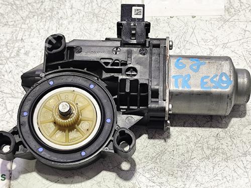 Used Left rear window motor SEAT IBIZA IV (6J5, 6P1) 1.2 TDI (75 hp) 31744875