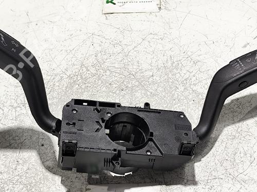 Comando luci SEAT IBIZA IV (6J5, 6P1) 1.2 TDI (75 hp) 31744895