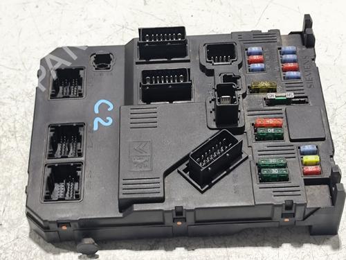 Used Fuse box CITROËN C2 (JM_) 1.4 HDi (69 hp) 31744970