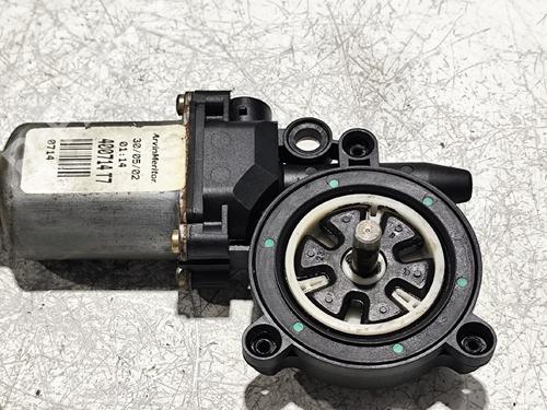 Used Right front window motor NISSAN PRIMERA (P12) 2.2 dCi (139 hp) 31745085