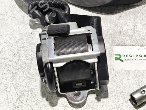 Front right seatbelt FIAT GRANDE PUNTO (199_) | BP31745144I25