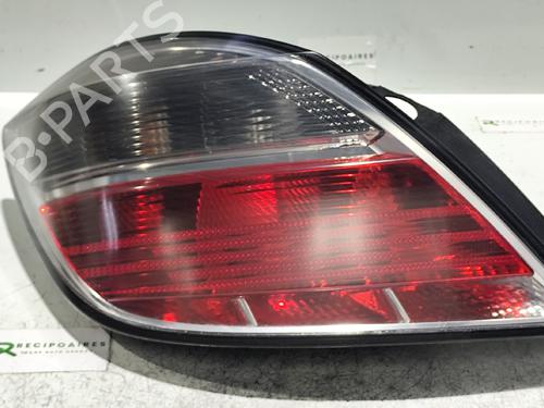 Used Left taillight OPEL ASTRA H (A04) 1.3 CDTI (L48) (90 hp) 31745148