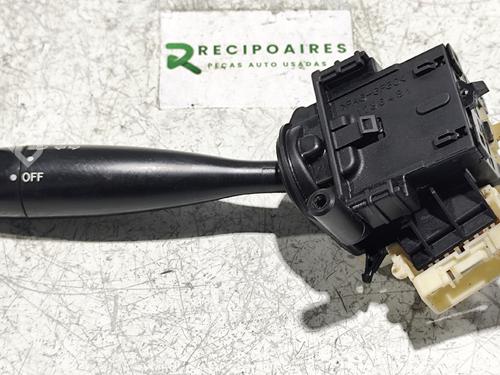 Comando luci TOYOTA YARIS VERSO (_P2_) 1.3 (NCP20_, NCP22_, NCP20R, NCP22R) (86 hp) 31745150