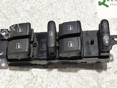Used Left rear window switch SKODA OCTAVIA I (1U2) 1.9 TDI (110 hp) 31745298