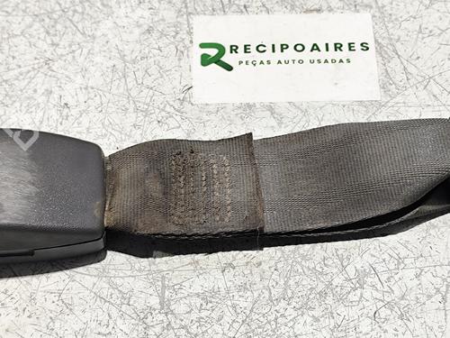 Sikkerhedssele bag midten TOYOTA HIACE IV Van (_H1_) [1989-2005]  31745300