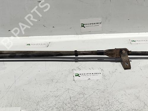 Used Front wiper motor NISSAN PICK UP (D21) 2.3 D (69 hp) 31745323