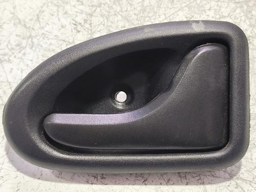 Used Front right exterior door handle RENAULT MEGANE I (BA0/1_) [1995-2004]  31745200