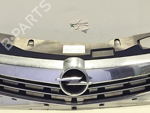 Used Grille OPEL ASTRA H (A04) [2004-2014]  31745205