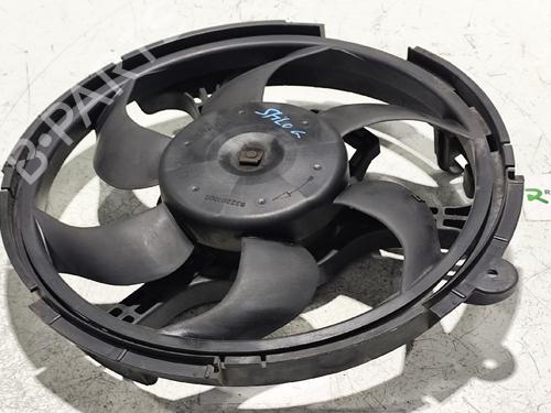 Used Radiator fan FIAT STILO (192_) 1.2 16V (192_XA1B) (80 hp) 31745232