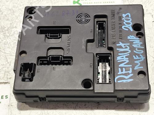 Used Fuse box RENAULT MEGANE I (BA0/1_) 1.9 DTi (82 hp) 31745365