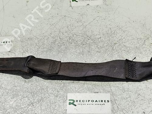 Used Front right seatbelt TOYOTA HIACE IV Van (_H1_) [1989-2005]  31745394