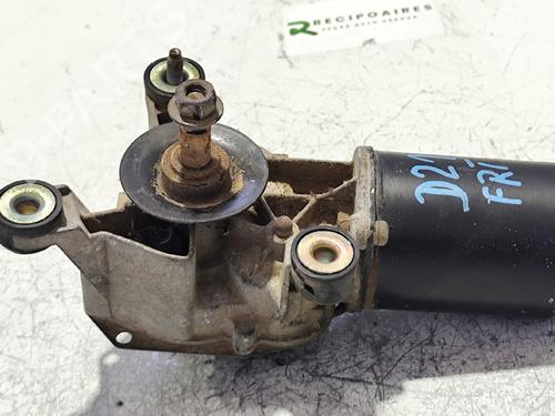 Used Front wiper motor NISSAN PICK UP (D21) 2.3 D (69 hp) 31745422