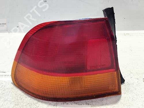 Feu arrière gauche HONDA CIVIC VI Fastback (MA, MB) 1.5 16V (MB3) (114 hp) 31745489