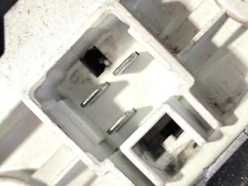 Left tailgate light MITSUBISHI CARISMA (DA_) | BP31745497C79