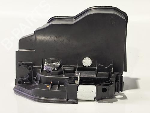 Højre bagtil lås BMW 3 (F30, F80) [2011-2018]  31745573