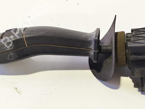 Licht + Raw Schakelaar BMW 5 (E39) 525 d (163 hp) 31745686