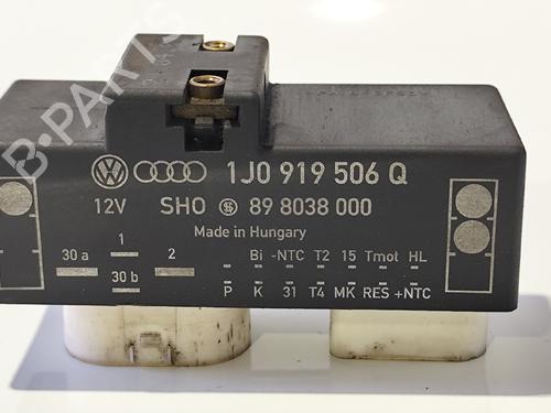 Used Electronic module VW GOLF IV (1J1) 1.6 16V (105 hp) 31745690