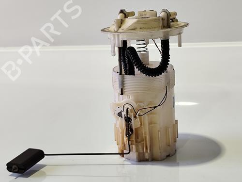 Used Fuel pump RENAULT MEGANE II (BM0/1_, CM0/1_) 1.5 dCi (BM16, CM16) (103 hp) 31745793