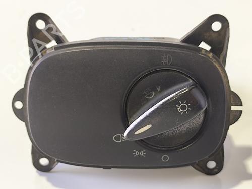 Used Headlight switch FORD TRANSIT Platform/Chassis (FM_ _, FN_ _) 2.4 DI (F_A_, F_B_, F_C_, F_D_) (90 hp) 31745616