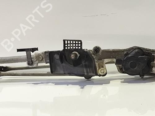 Used Front wiper motor MAZDA 2 (DE_, DH_) 1.4 MZR-CD (68 hp) 31745637