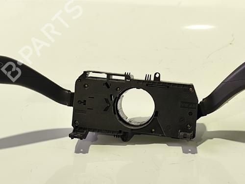 Comando luci SEAT IBIZA III (6L1) 1.4 TDI (75 hp) 31745906