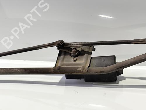 Used Front wiper motor RENAULT CLIO I (B/C57_, 5/357_) 1.2 (5/357Y, 5/357K) (58 hp) 31745914