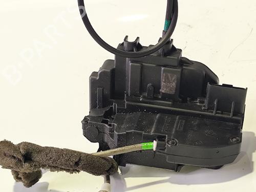 Højre bagtil lås NISSAN QASHQAI I (J10, NJ10) [2006-2015]  31746081