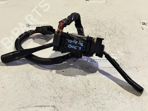 Commande de phare MITSUBISHI L 300 III Van (P0_V, P1_V, P2_V) 2.5 D (P05V, P15V) (75 hp) 31740970