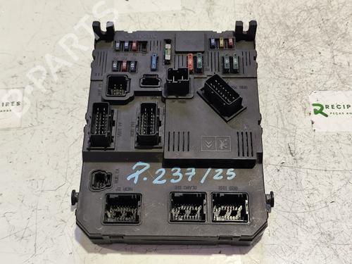 Used Fuse box PEUGEOT 206 Hatchback (2A/C) 1.9 D (69 hp) 31741761