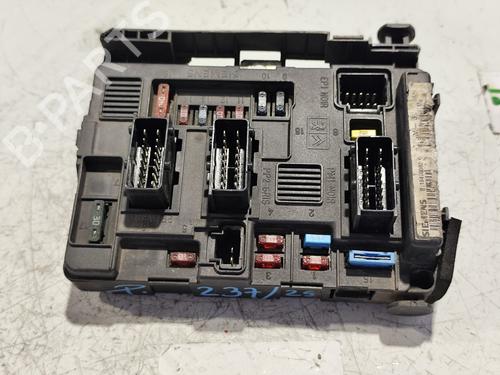 fuse-box-peugeot-206-hatchback-2ac-1998-1999-2000-2001-2002-2003-2004-2005-2006-2007-2008-2009-2010-2011-2012-31741798 main image
