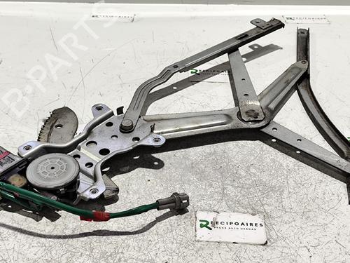 Rudehejsemekanisme Højre foran TOYOTA DYNA Platform/Chassis (KD_, LY_, _Y2_, _U3_, _U4_, _U6_, _U8 2.5 D4d (KDY230, KDY250, KDY220) (102 hp) 31744794