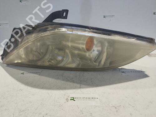 Scheinwerfer links für MITSUBISHI COLT VI (Z3_A, Z2_A) 1.1 (Z31A, Z32A) (75 hp) 31739924