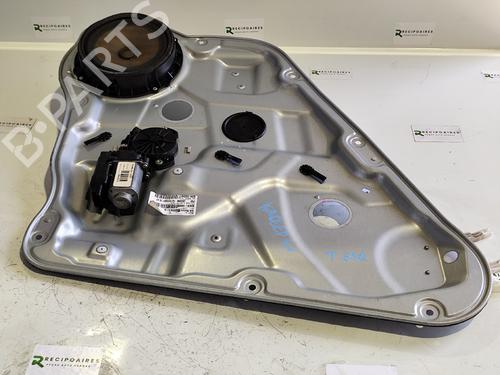 Elevalunas trasero izquierdo KIA CEE'D Hatchback (ED) 1.6 CRDi 115 (115 hp) 31738993