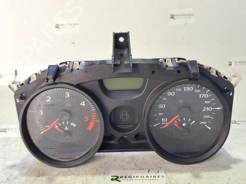 Quadro strumenti RENAULT MEGANE II Estate (KM0/1_) 1.5 dCi (KM1F) (86 hp) 31743552