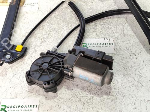 Front left window mechanism RENAULT MEGANE II Estate (KM0/1_) 1.5 dCi (KM1F) | BP31743549C22