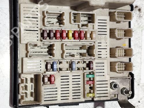 Used Fuse box RENAULT MEGANE II Estate (KM0/1_) 1.5 dCi (KM1F) (86 hp) 31743527