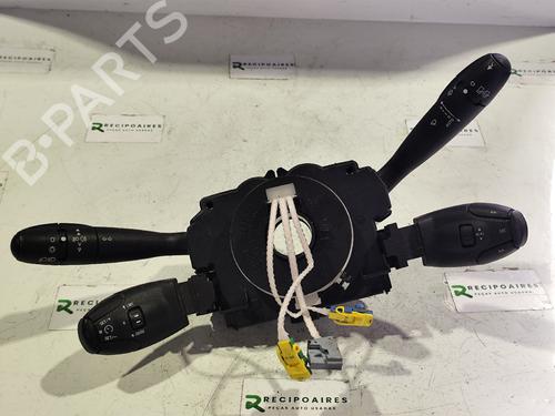Used Headlight switch PEUGEOT 307 Break (3E) 1.6 HDi (90 hp) 31735812