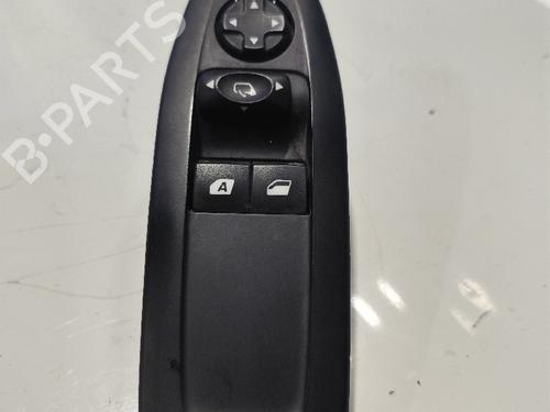 Mando elevalunas trasero izquierdo PEUGEOT 208 Hatchback Van (CR_) 1.5 BlueHDi 100 (102 hp) 31746151