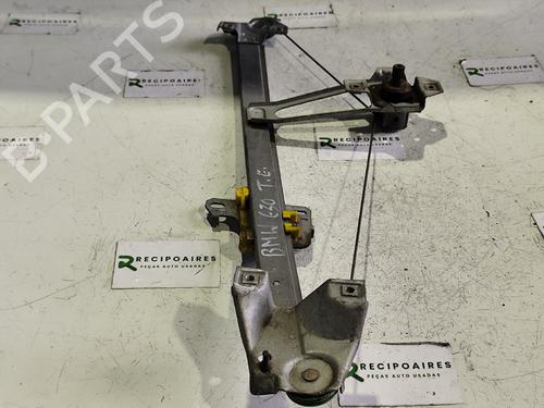 Elevador vidro trás esquerdo BMW 3 (E30) [1982-1992]  31736109