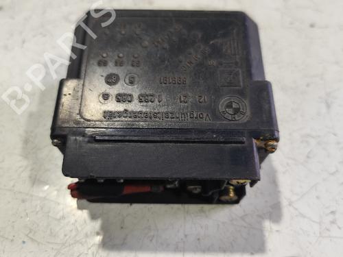 Module électronique BMW 3 (E30) [1982-1992]  31733134