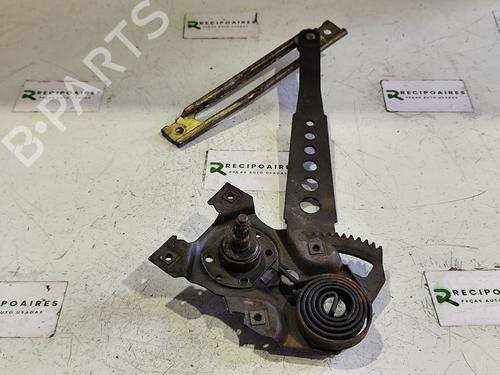 Used Rear right window mechanism MERCEDES-BENZ 123 Saloon (W123) [1976-1985]  31735970