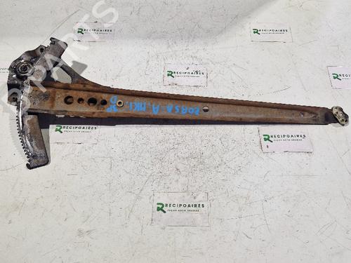 Rudehejsemekanisme Højre foran OPEL CORSA A Hatchback (S83) [1982-1993]  31733393