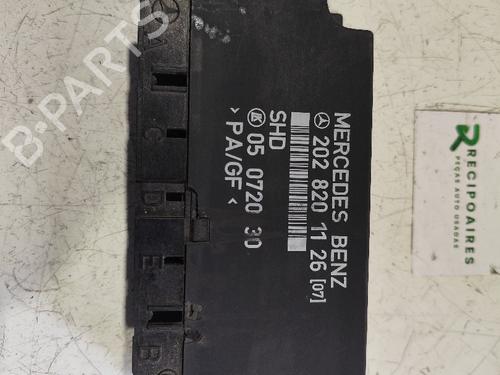 Used Electronic module MERCEDES-BENZ C-CLASS (W202) [1993-2000]  31732559