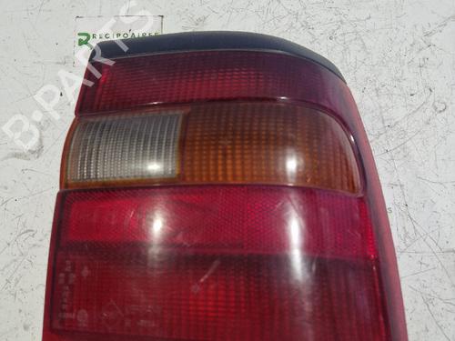 Højre baglygte OPEL VECTRA A (J89) [1988-1995]  31740402