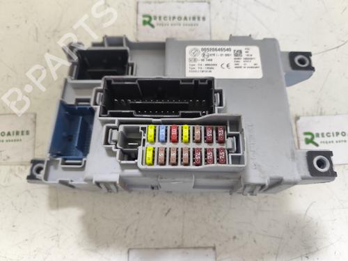 Used Fuse box FIAT DOBLO Cargo (263_) [2010-2026]  31732003