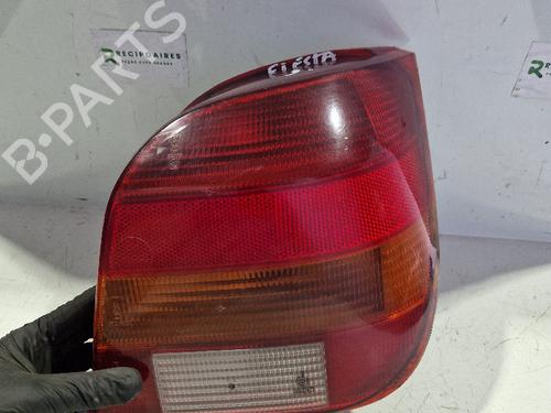 Højre baglygte Højre baglygte FORD FIESTA III (GFJ) [1989-1997] 31735633 31735633