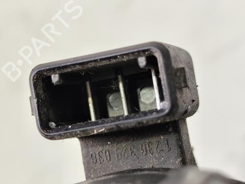 Ignition distributor AUDI 80 B3 Saloon (893, 894, 8A2)  | BP31741103M68 