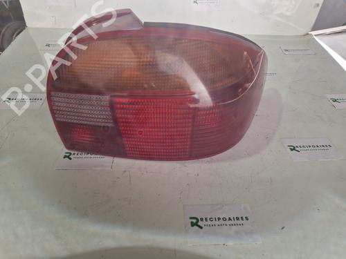 Achterlicht rechts FORD MONDEO I (GBP) [1993-1996]  31731284