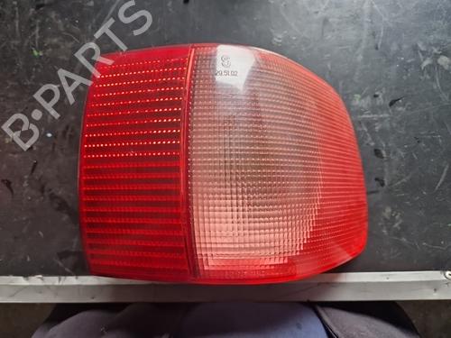 Used Right taillight AUDI 80 B4 Saloon (8C2) [1991-1995]  31726348